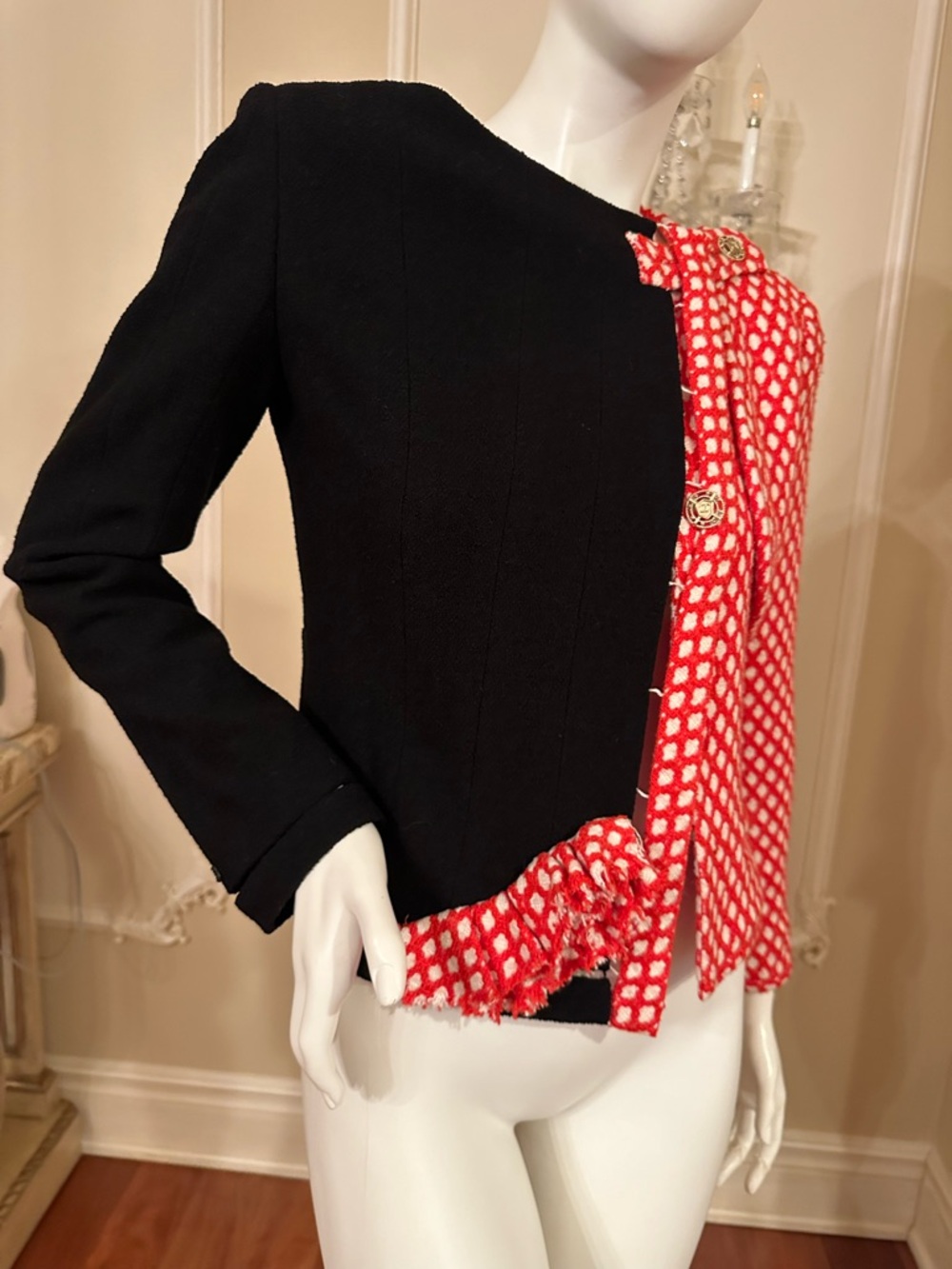 CHANEL Red Patterned and Black Two-Tone Blazer Jacket - Picture 9 of 15